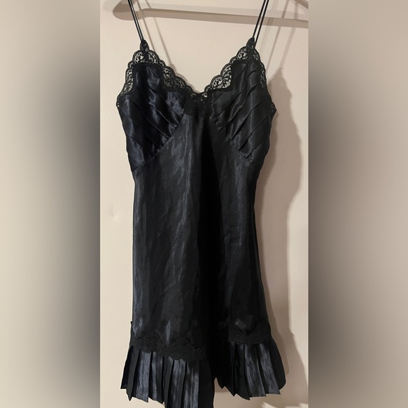 Vintage Victoria’s Secret slip dress | size Sp. very good condition - Picture 8 of 10